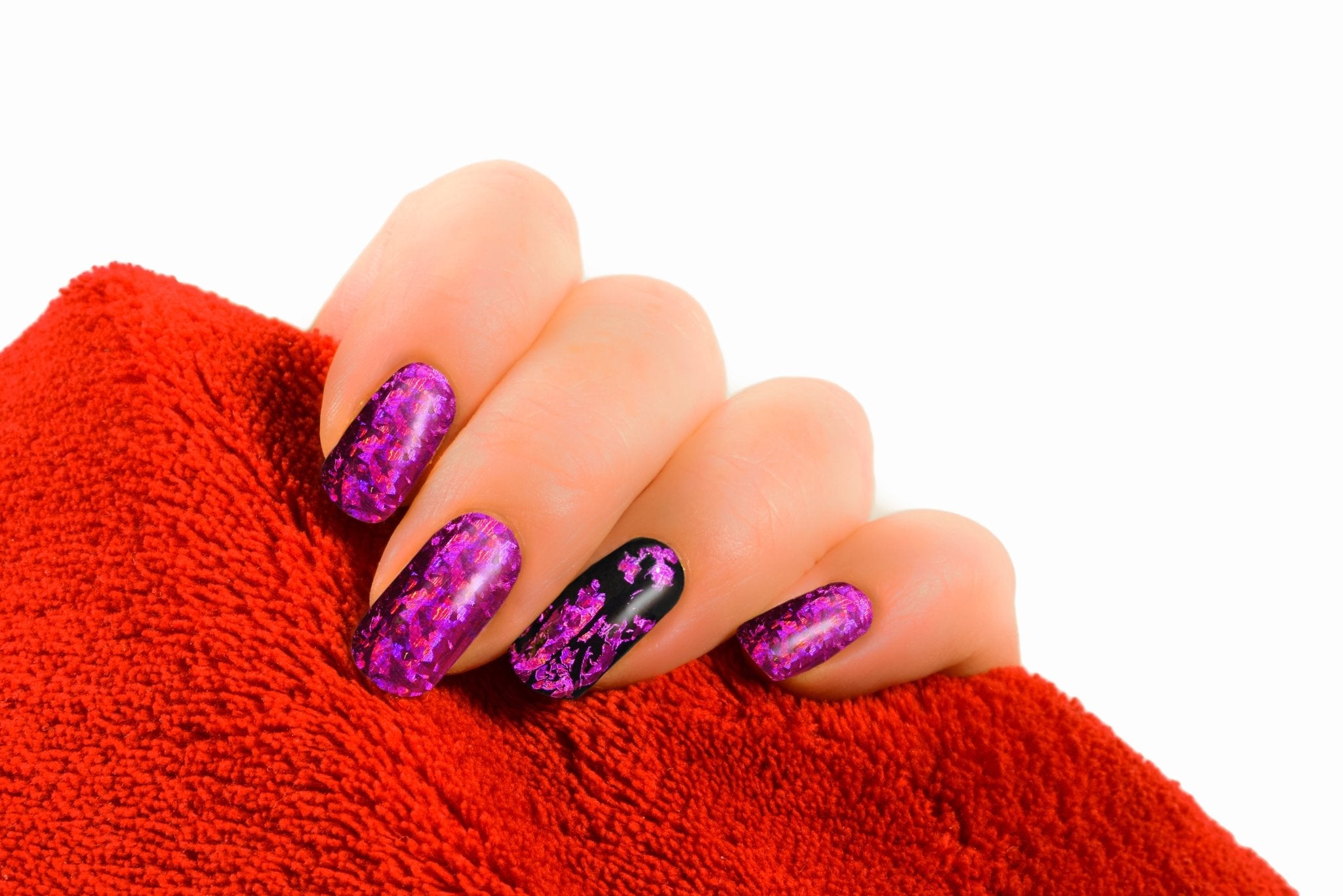 Star Nails A Pop Of Pink Foil - Nail Art - SalonExpress